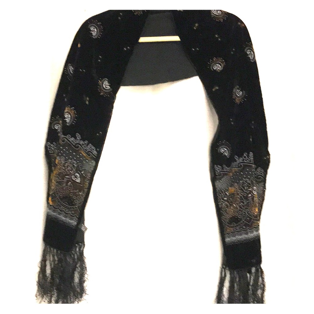 Elegant scarf